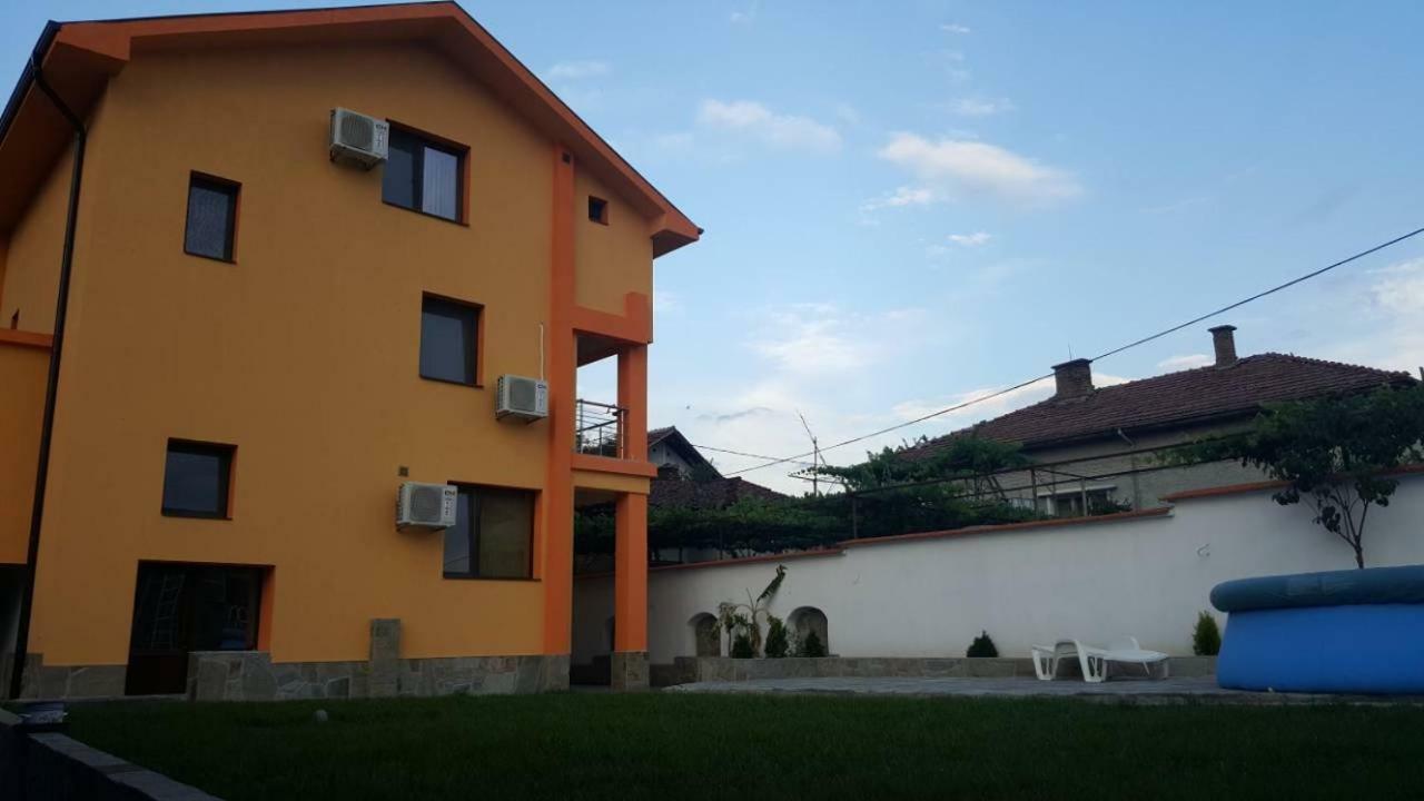 Chilingirovata Kashta Hotel Pavel Banya Exterior photo
