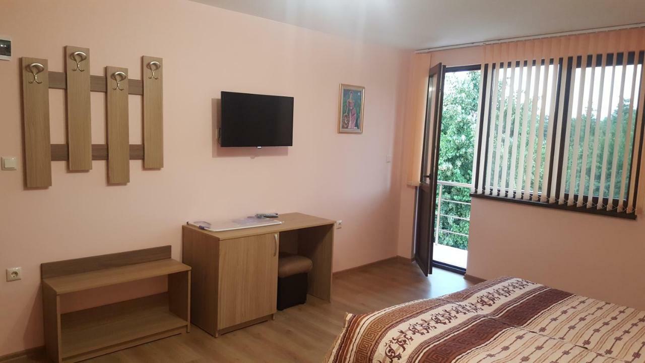 Chilingirovata Kashta Hotel Pavel Banya Exterior photo